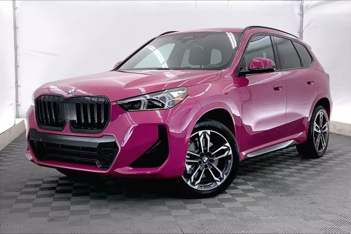BMW X1 (U11) painted in Ruby Star Neo