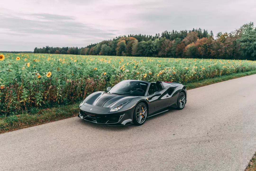 Grigio Silverstone - Ferrari 488 Pista Spider