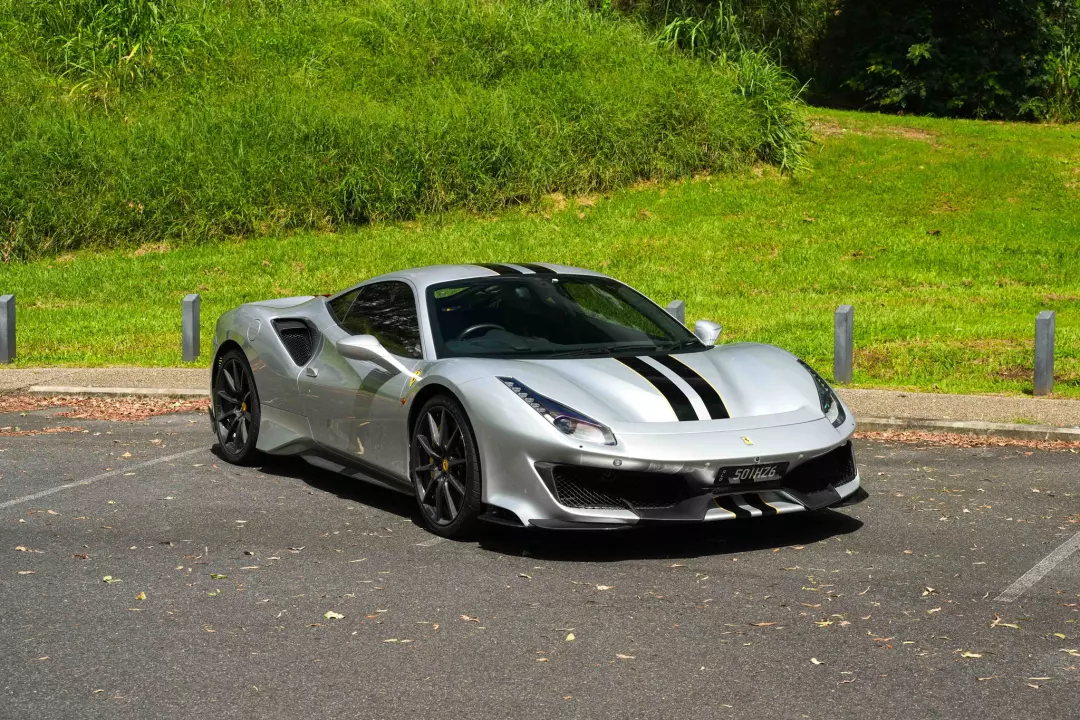 Ferrari 488 Pista painted in Argento Nurburgring