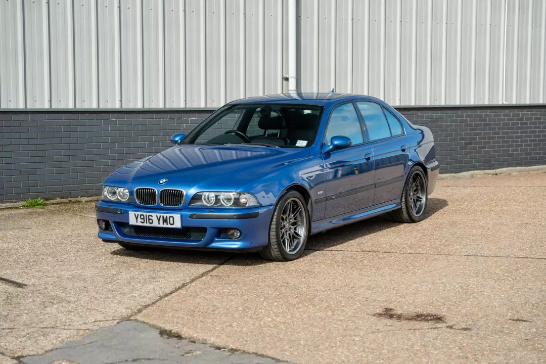 Estoril Blue - BMW M5 (E39)