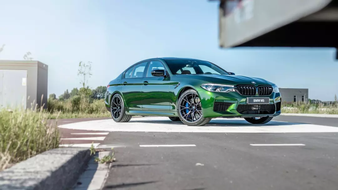 Verde Ermes - BMW M5 (F90)