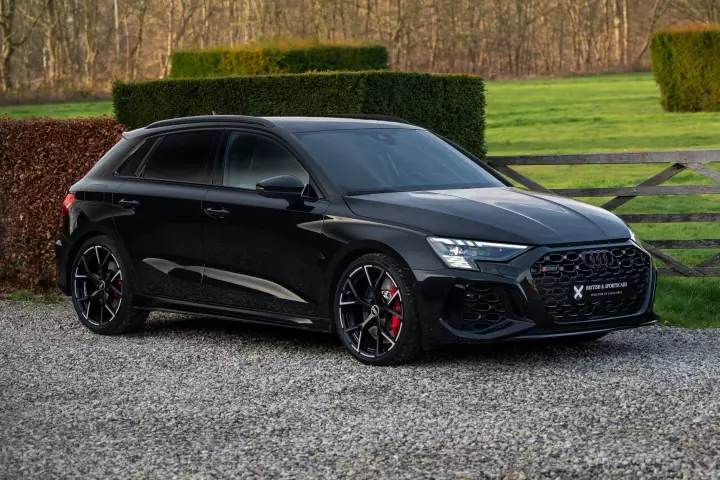 Audi RS3 Sportback (8Y) painted in Mythos Black