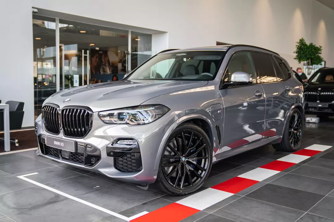 Stratus Grey - BMW X5 (G05)