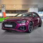 audi-rs4-in-berry-pearl-v0-3efd57926ns91