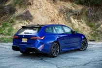 04-2025-bmw-m5-touring