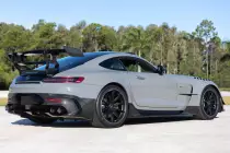 2021-mercedes-benz-amg-gt-black-series-4