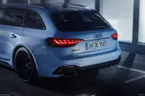 20211220-rs4avant-frostedglassblue-005-web-scaled
