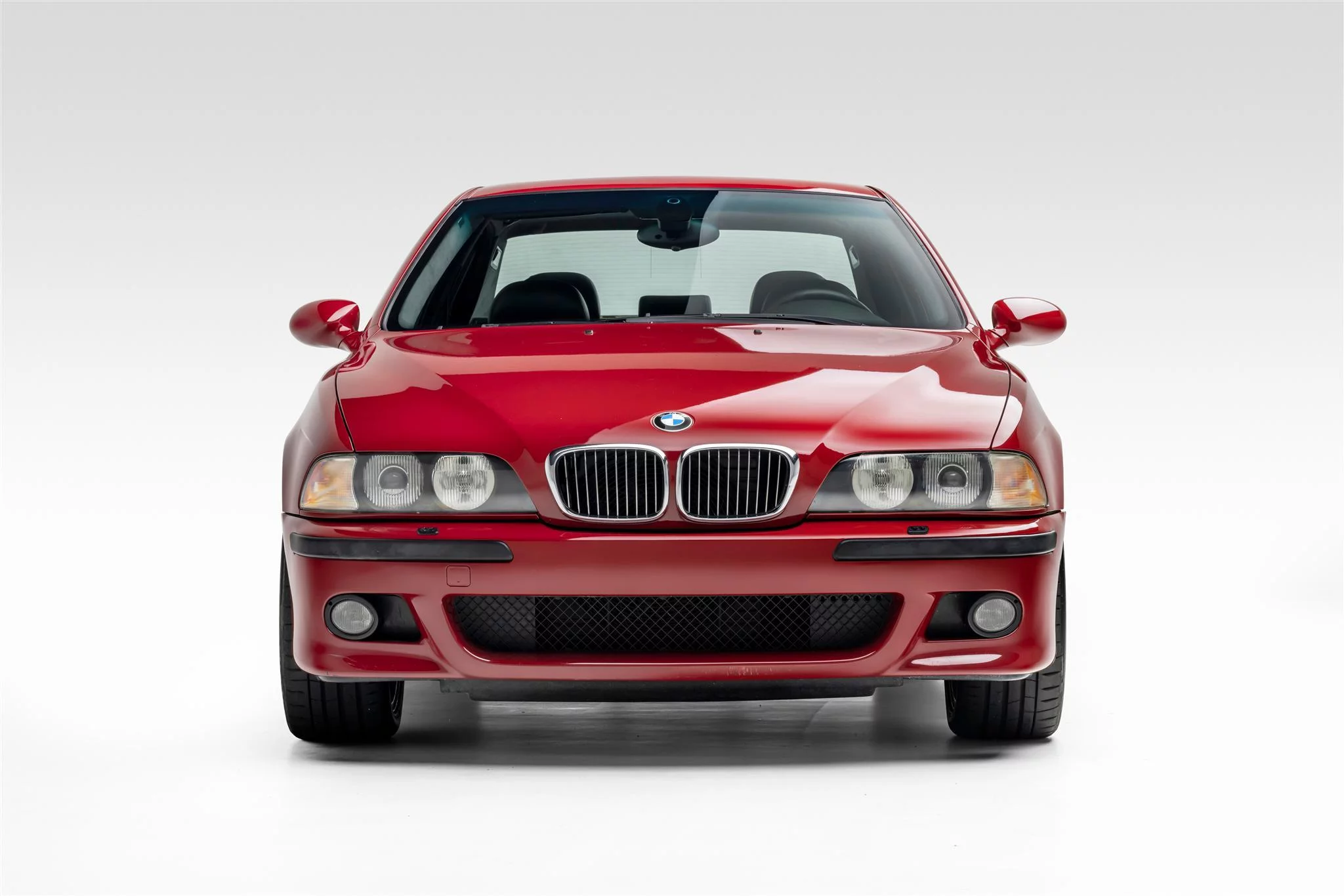 Imola Red II BMW M5