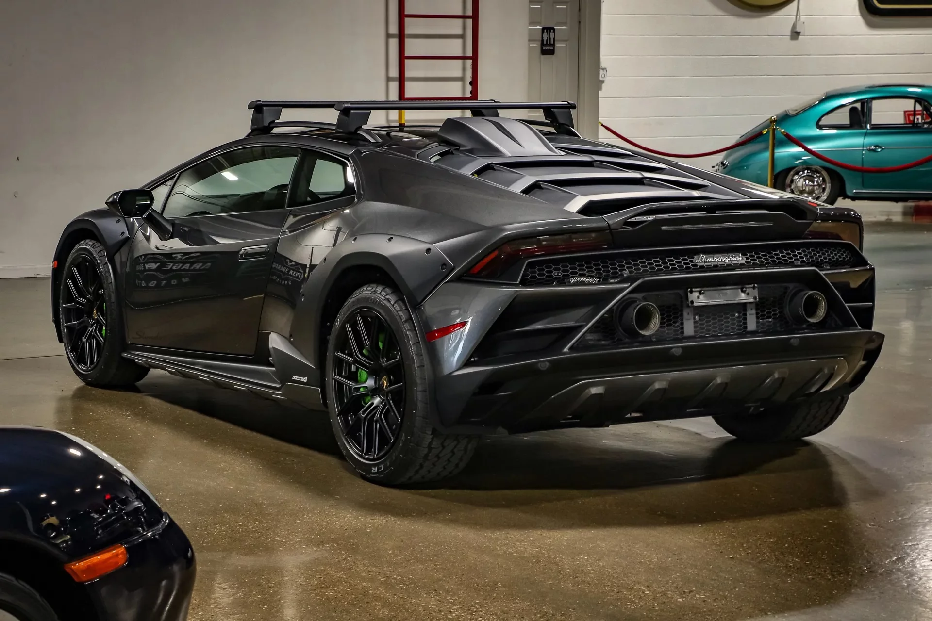 Grigio Lynx Lamborghini Huracán