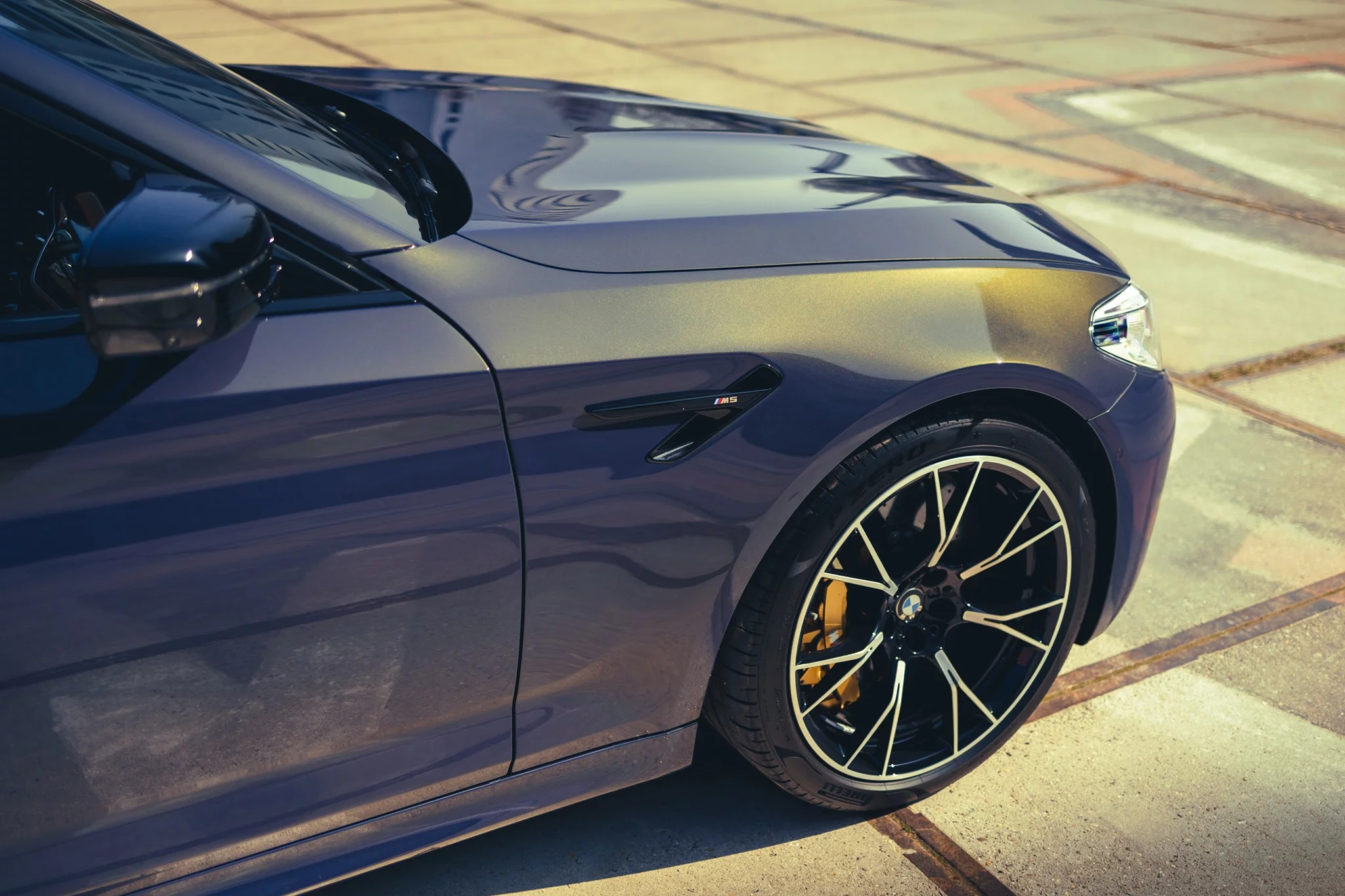 Sepia BMW M5