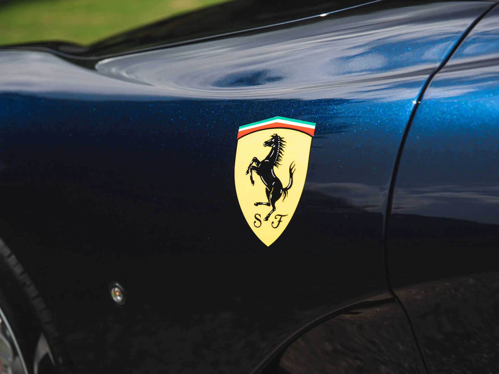 Blu Micalizzato Ferrari 812