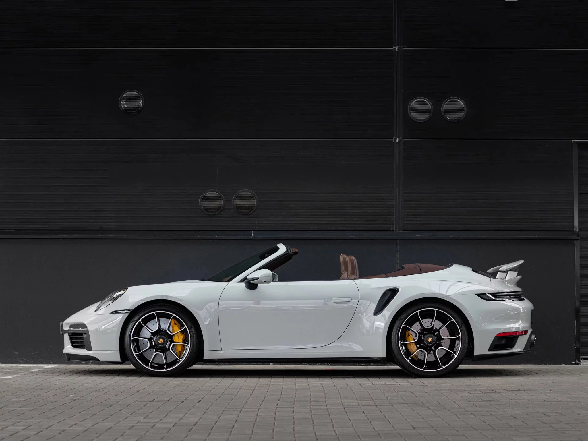 Dolphin Grey Porsche 911 Turbo