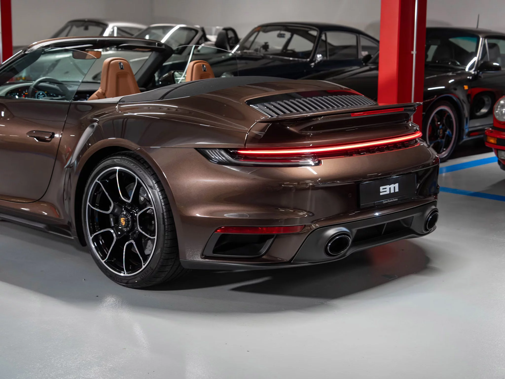 Macadamia Metallic Porsche 911 Turbo