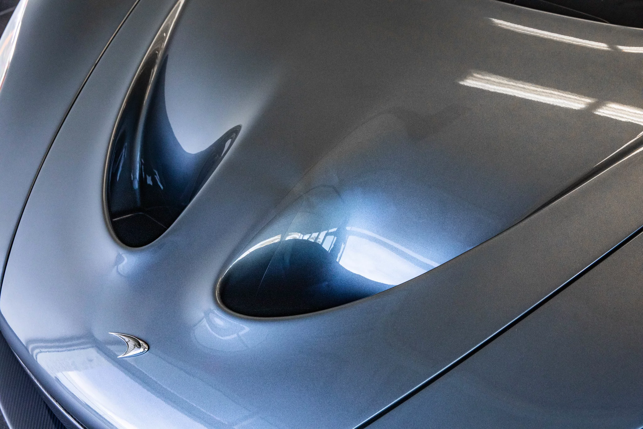 Flintgrau McLaren P1