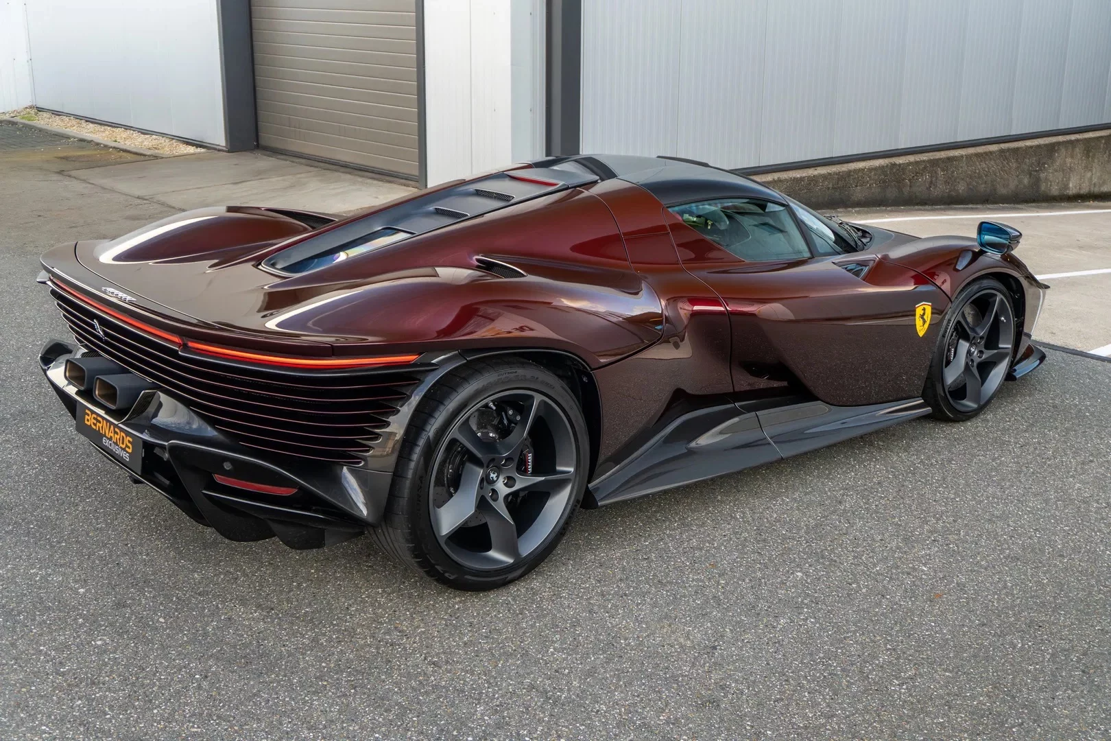 Rosso Taormina Ferrari Daytona SP3