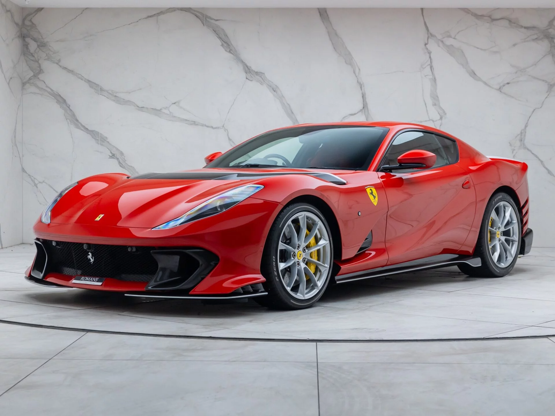 Rosso Cina Ferrari 812