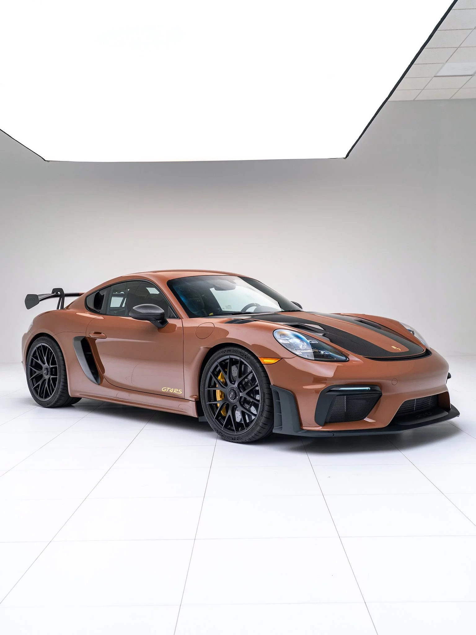 Sepia Brown Porsche 718 Cayman GT4 RS