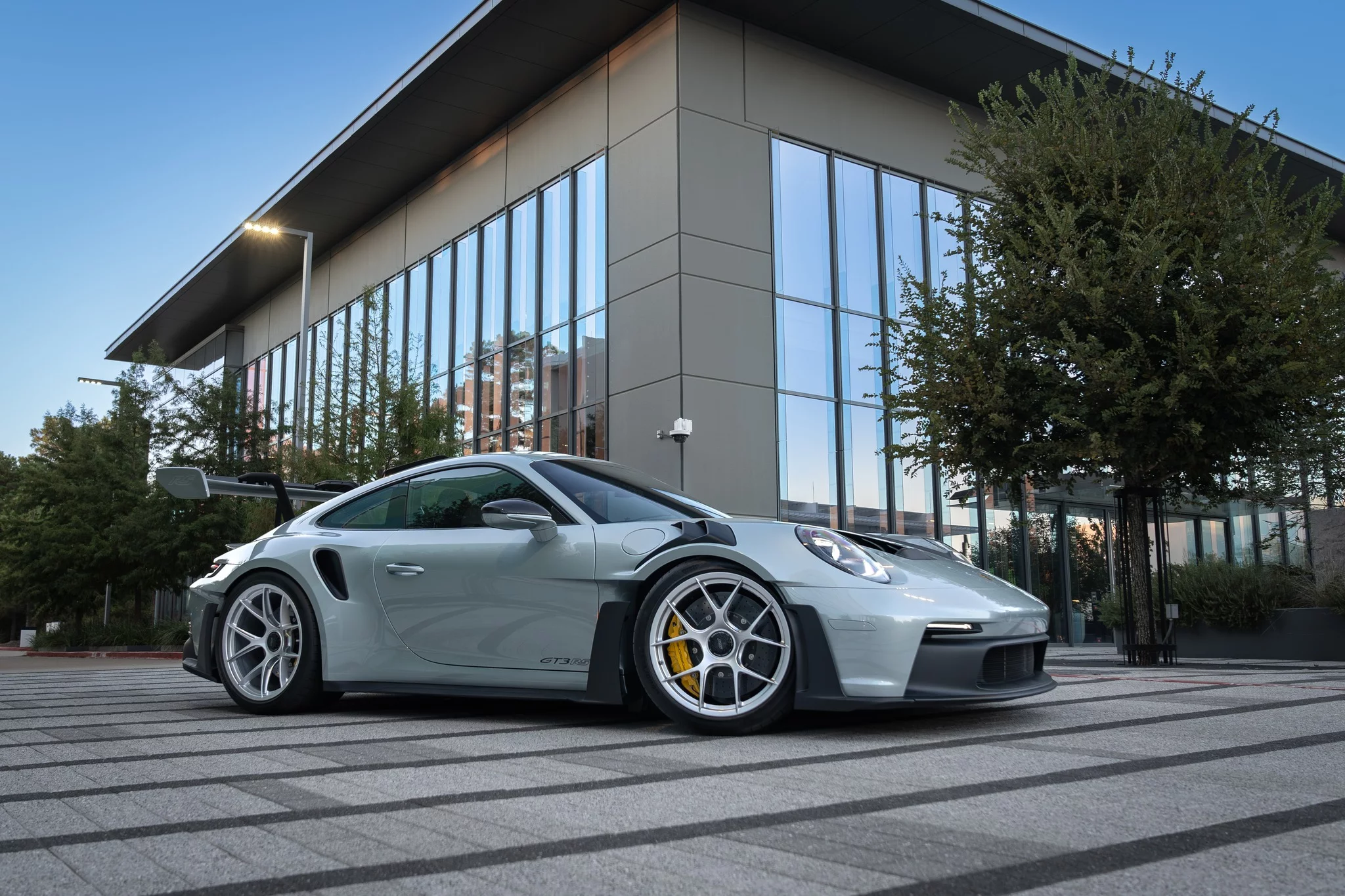 Fish Silver Grey Metallic Porsche 911 GT3 RS