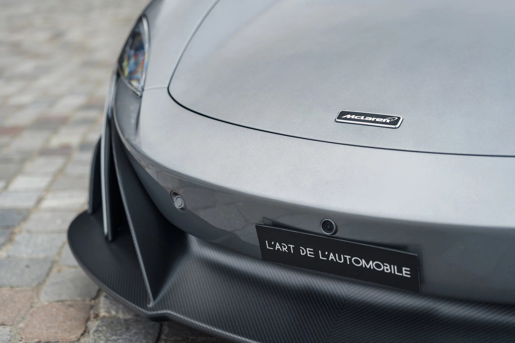 Titanium Silver McLaren 675LT