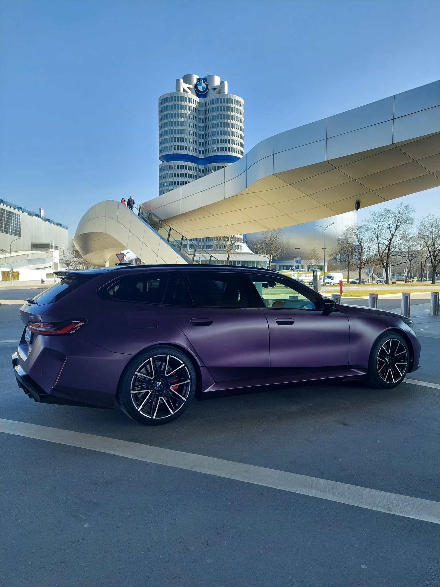 Frozen Purple BMW M5
