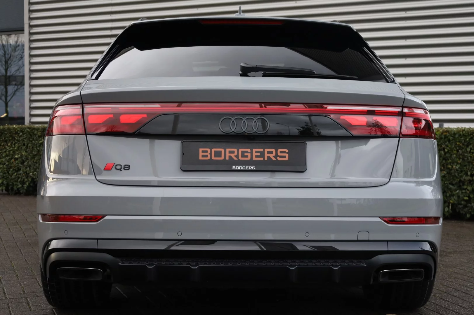 Nardo Grey Audi Q8
