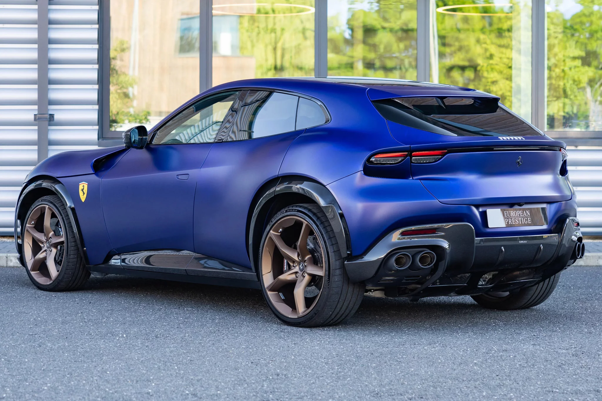Blu Vietri Opaco Ferrari Purosangue