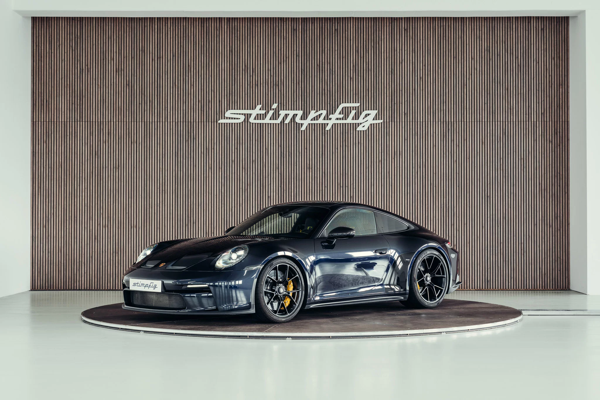 Carbon Black Porsche 911 GT3
