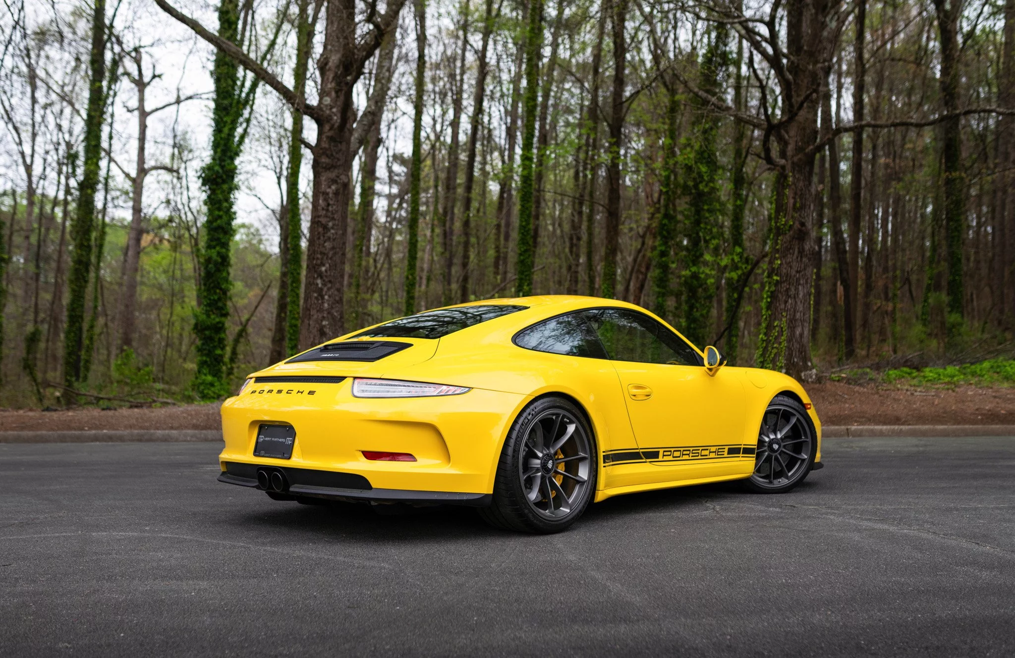 Racing Yellow Porsche 911 R