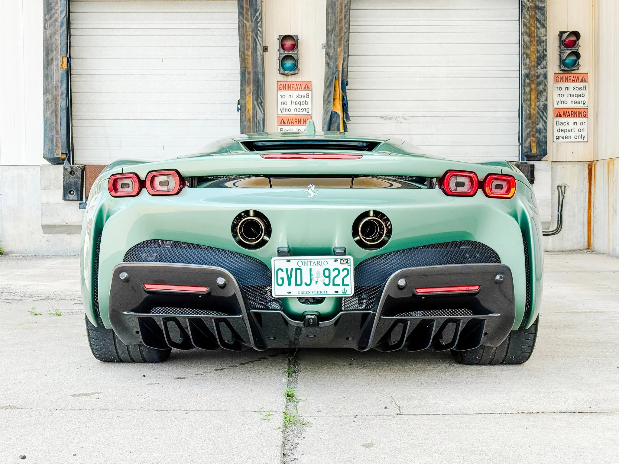 Verde Medio Ferrari SF90