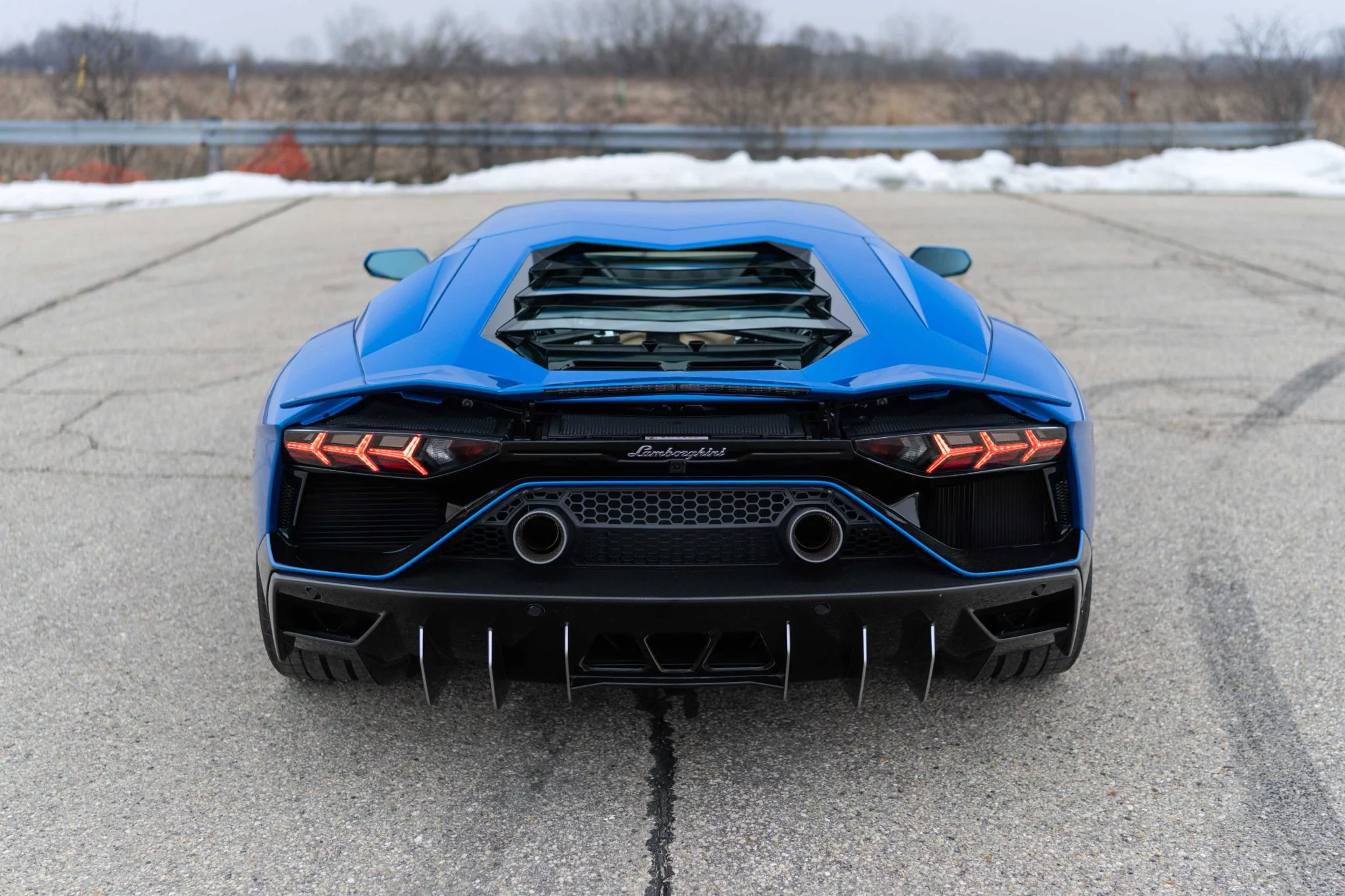 Blu Tawaret Lamborghini Aventador