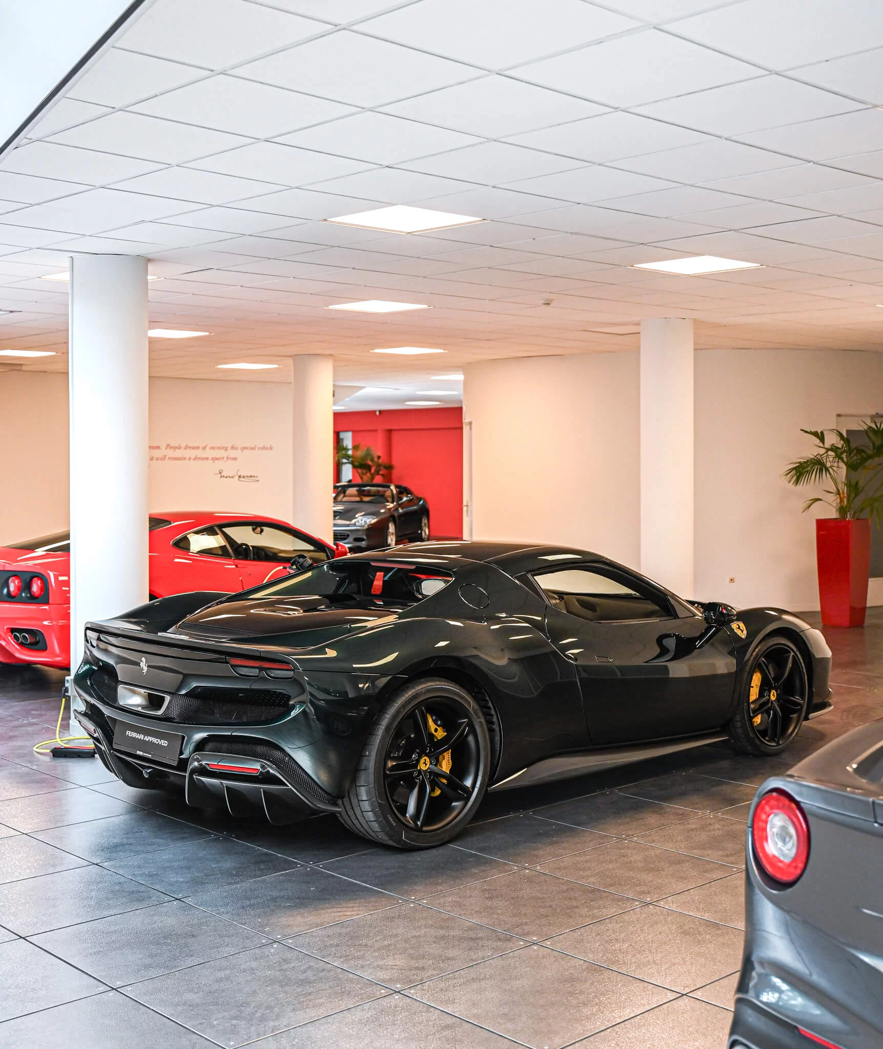 Verde Zeltweg Ferrari 296