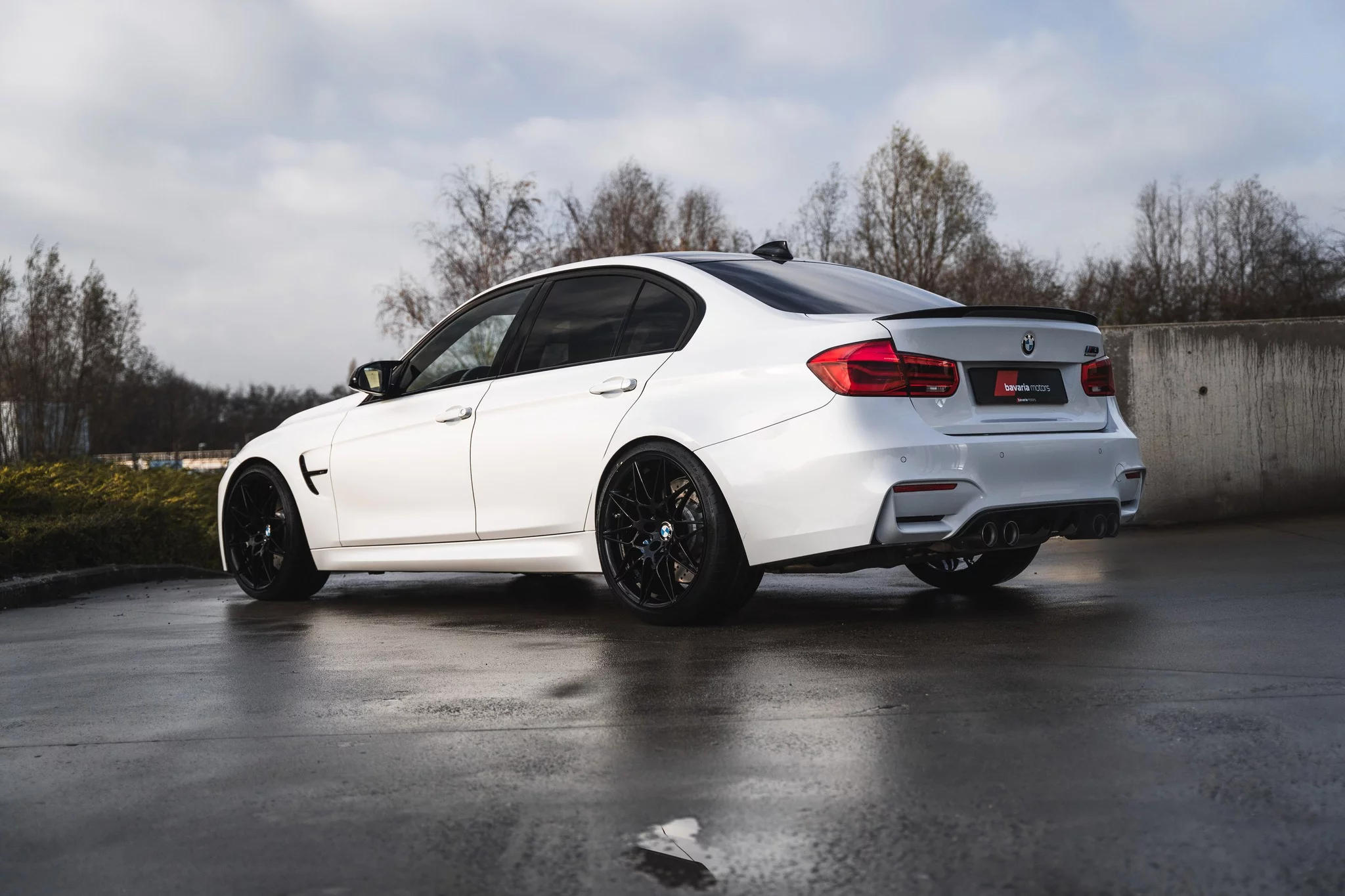Mineral White BMW M3