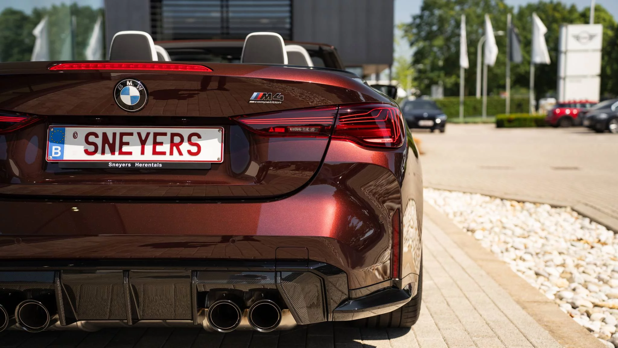 Madeira Red BMW M4
