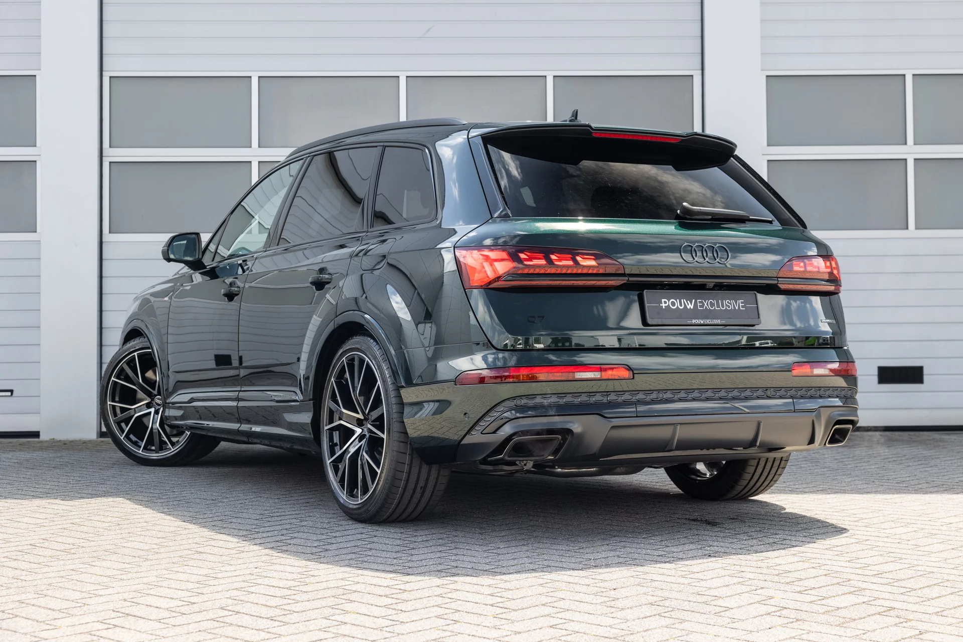 Deep Green Audi Q7