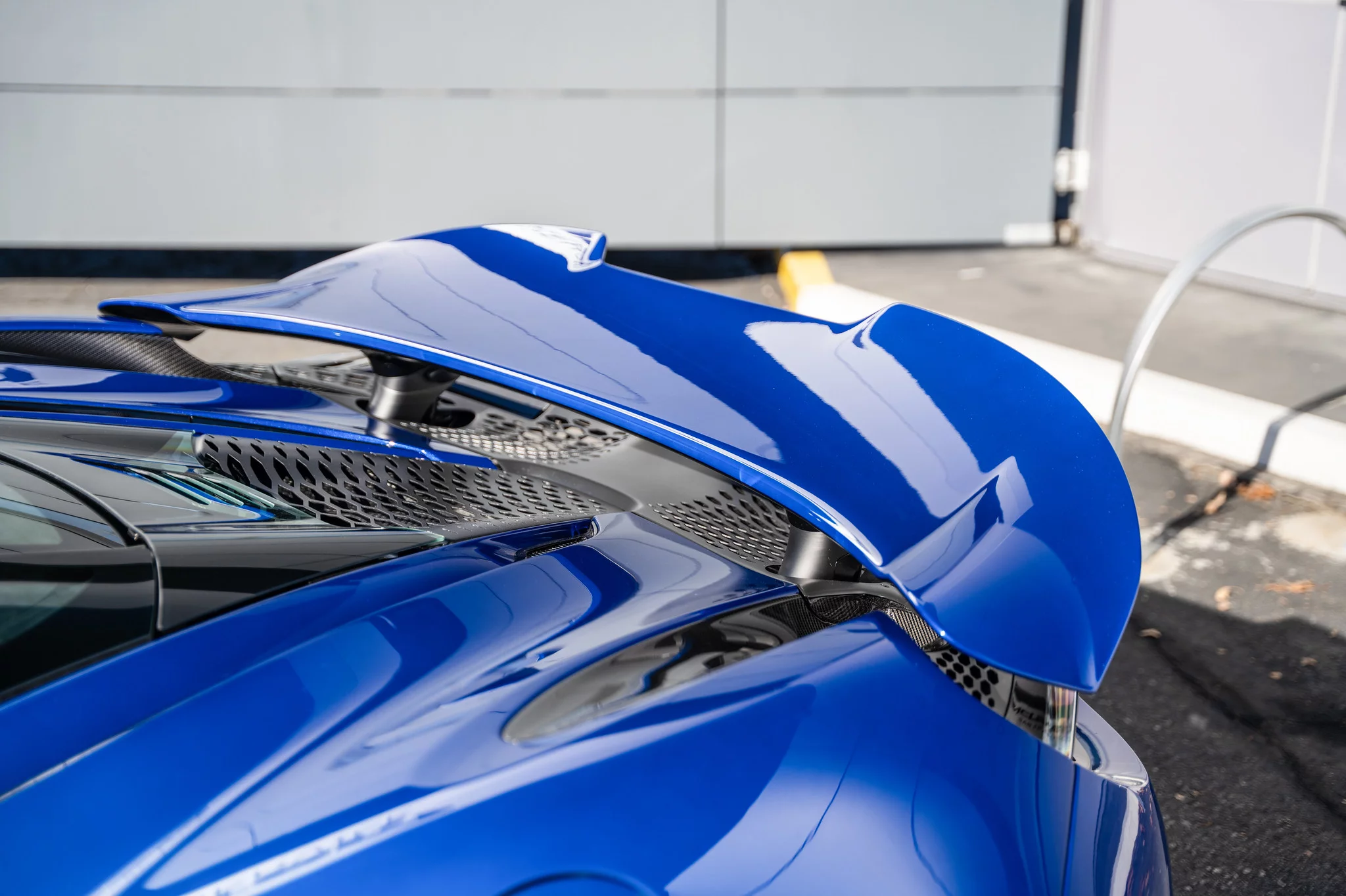 Spectrum Blue McLaren 750S