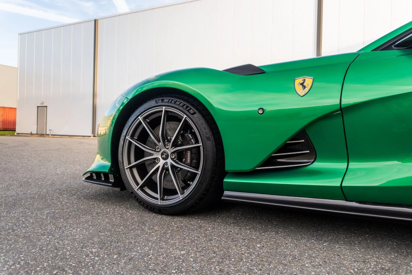 Verde Jewel Ferrari 812
