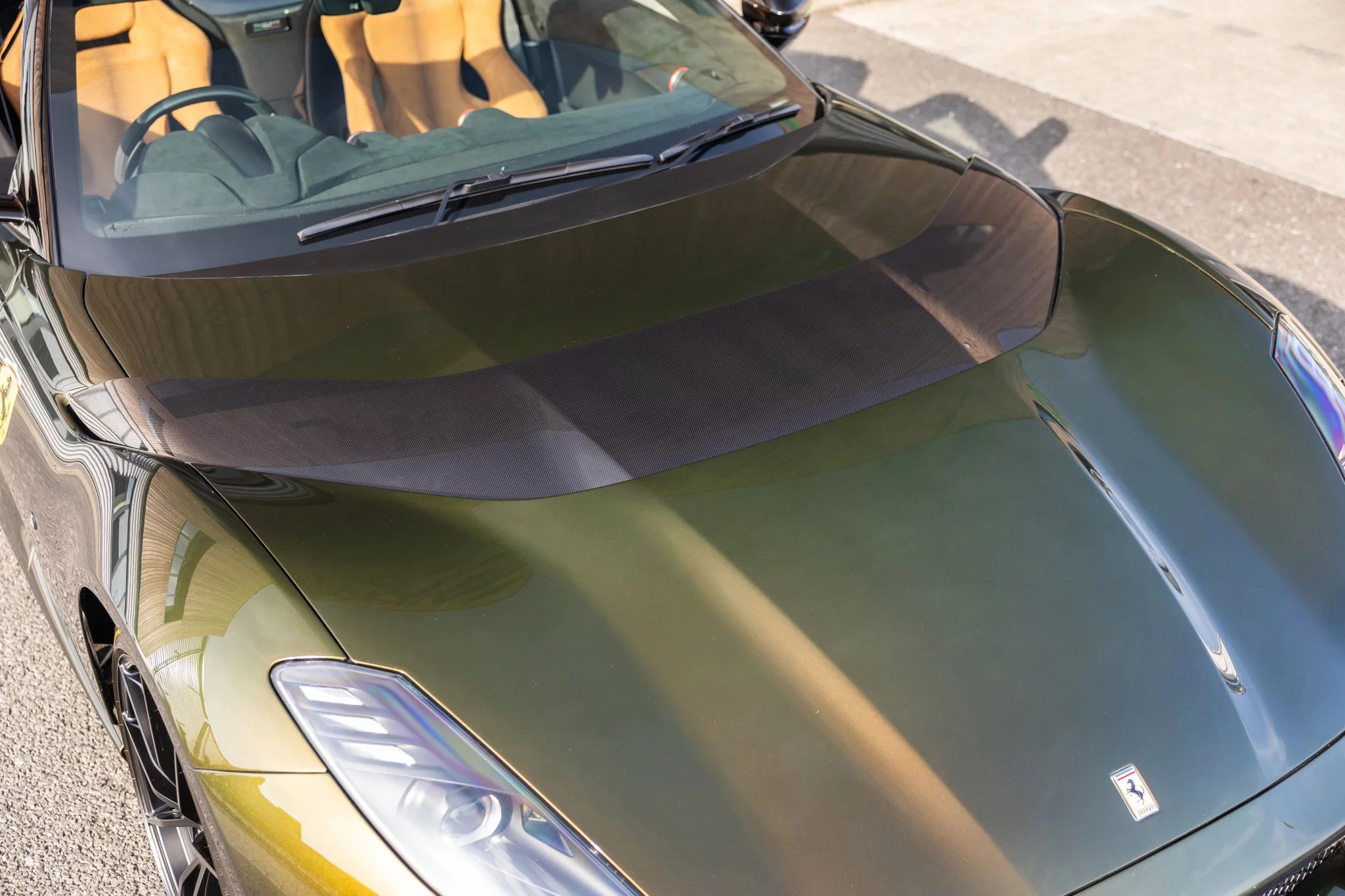 Verde Volterra Ferrari 812