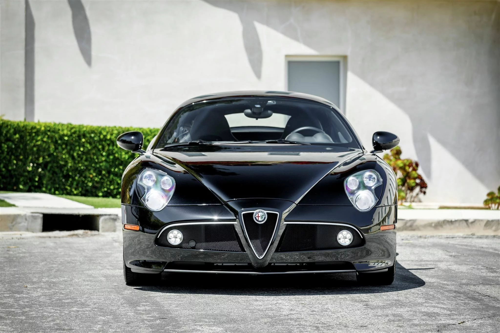 Nero Alfa Romeo 8C