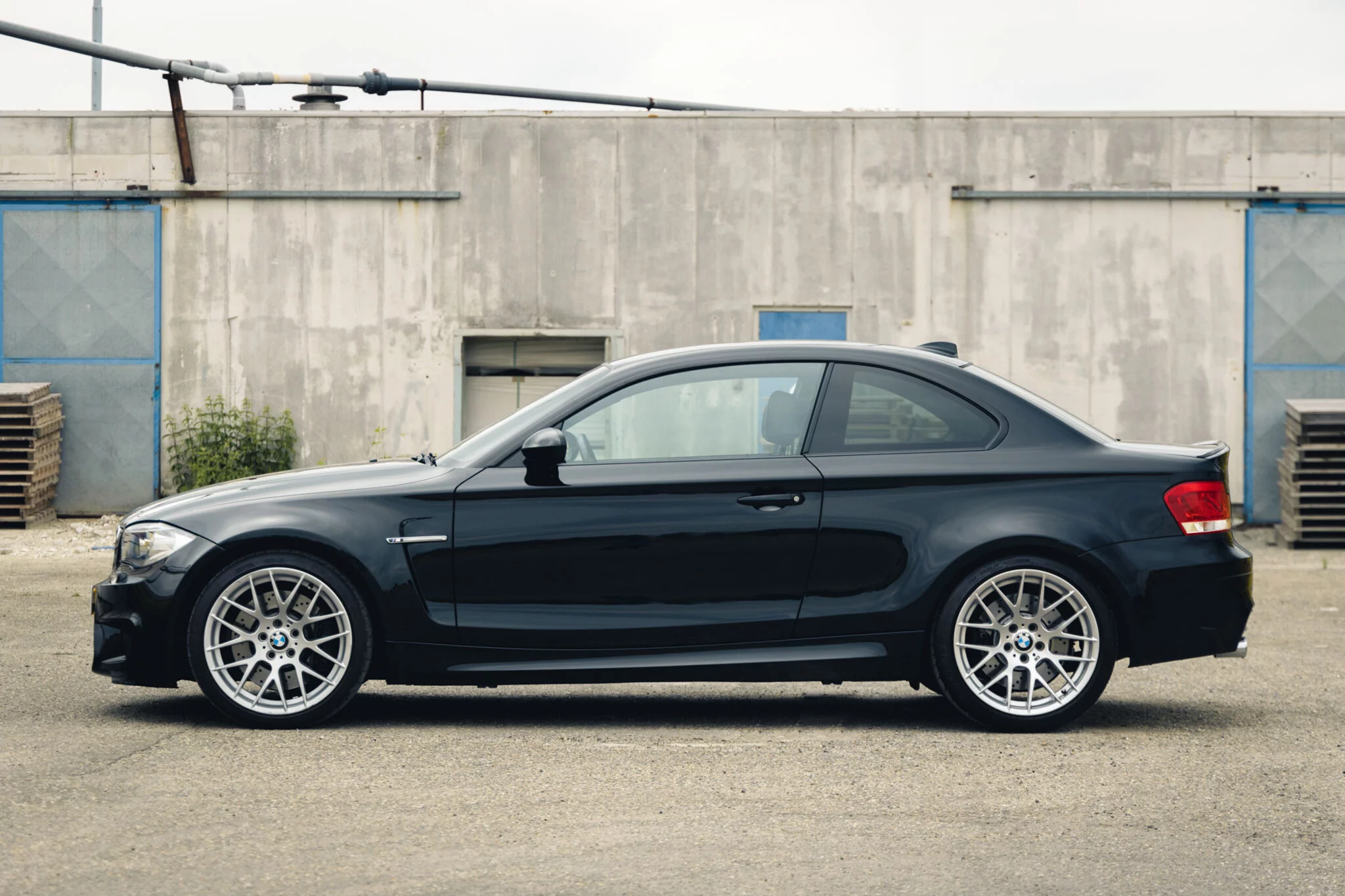 Sapphire Black BMW 1 Series