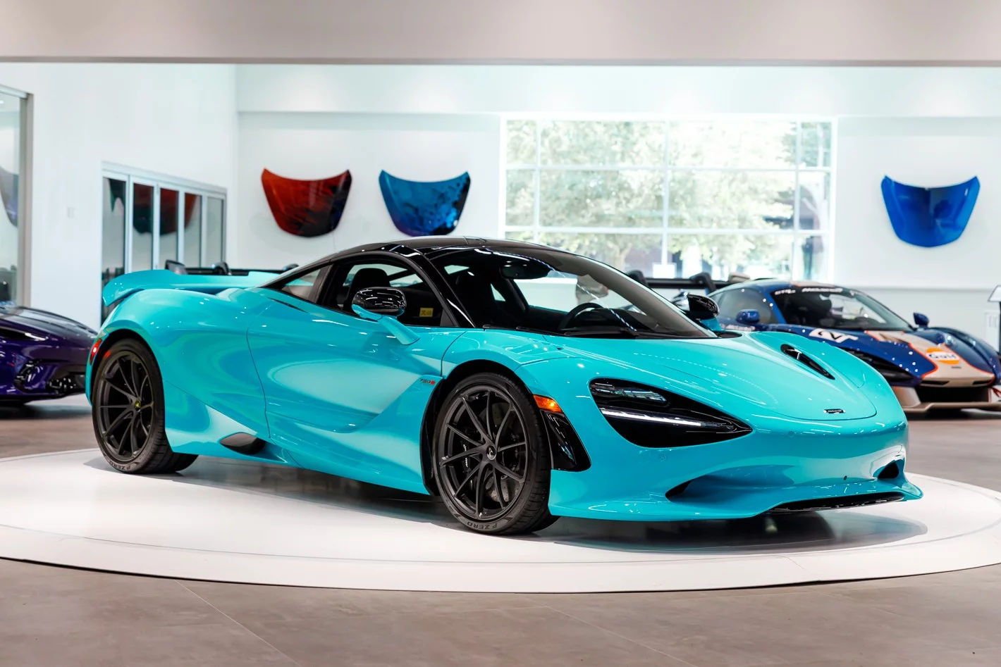 Tokyo Cyan McLaren 750S