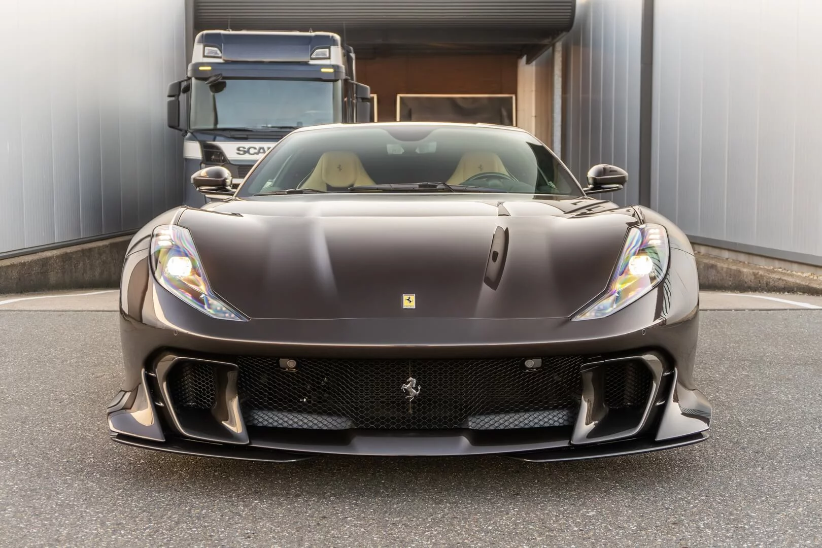 Brunito Ferrari 812