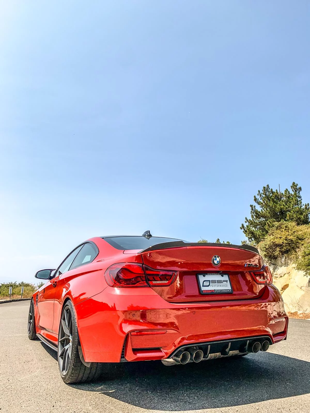 Melbourne Red BMW M4