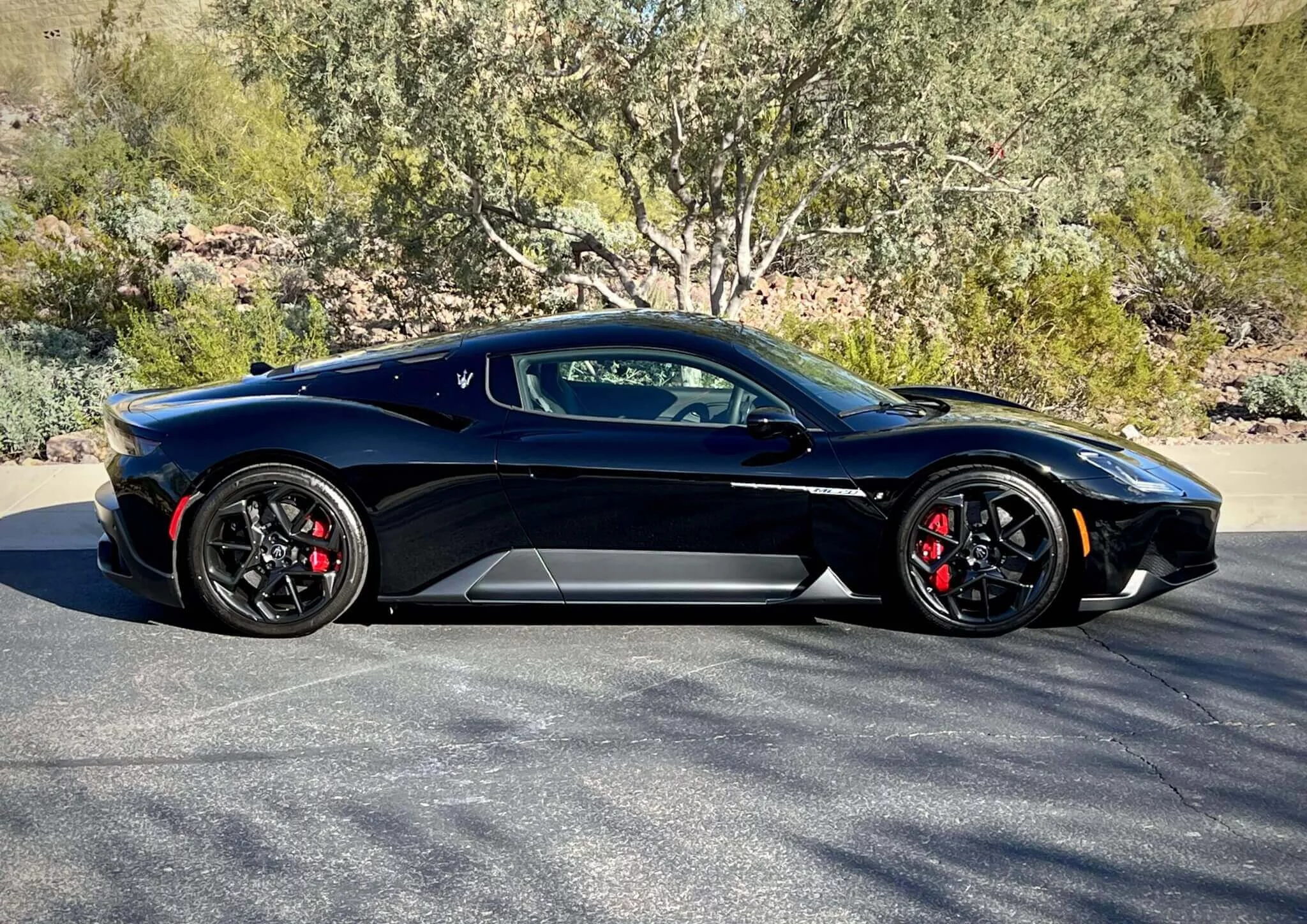 Nero Enigma Maserati MC20