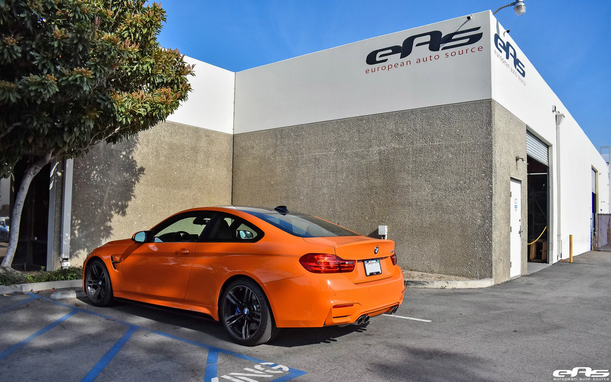 Fire Orange II BMW M4