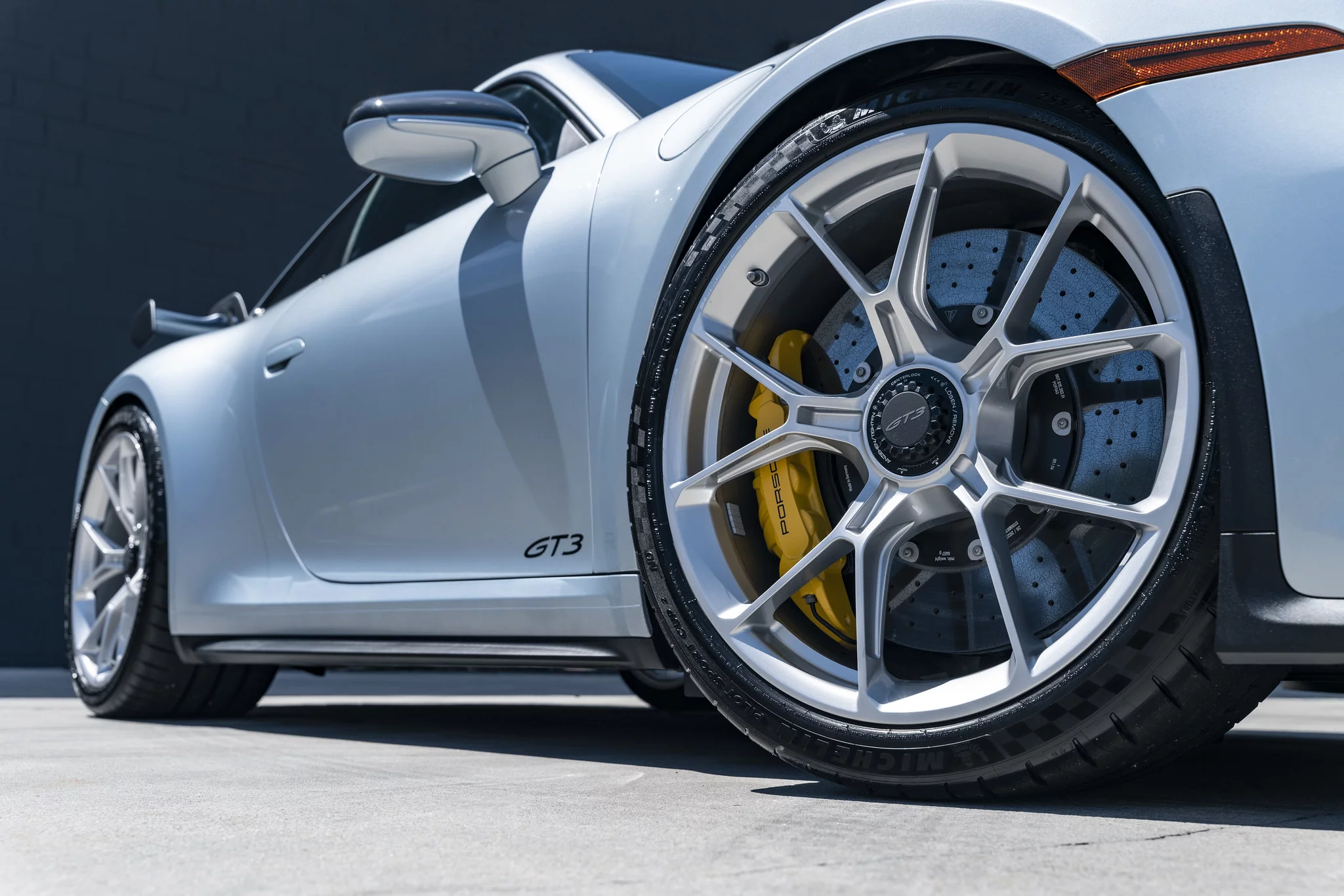 Azzurro Thetys Porsche 911 GT3