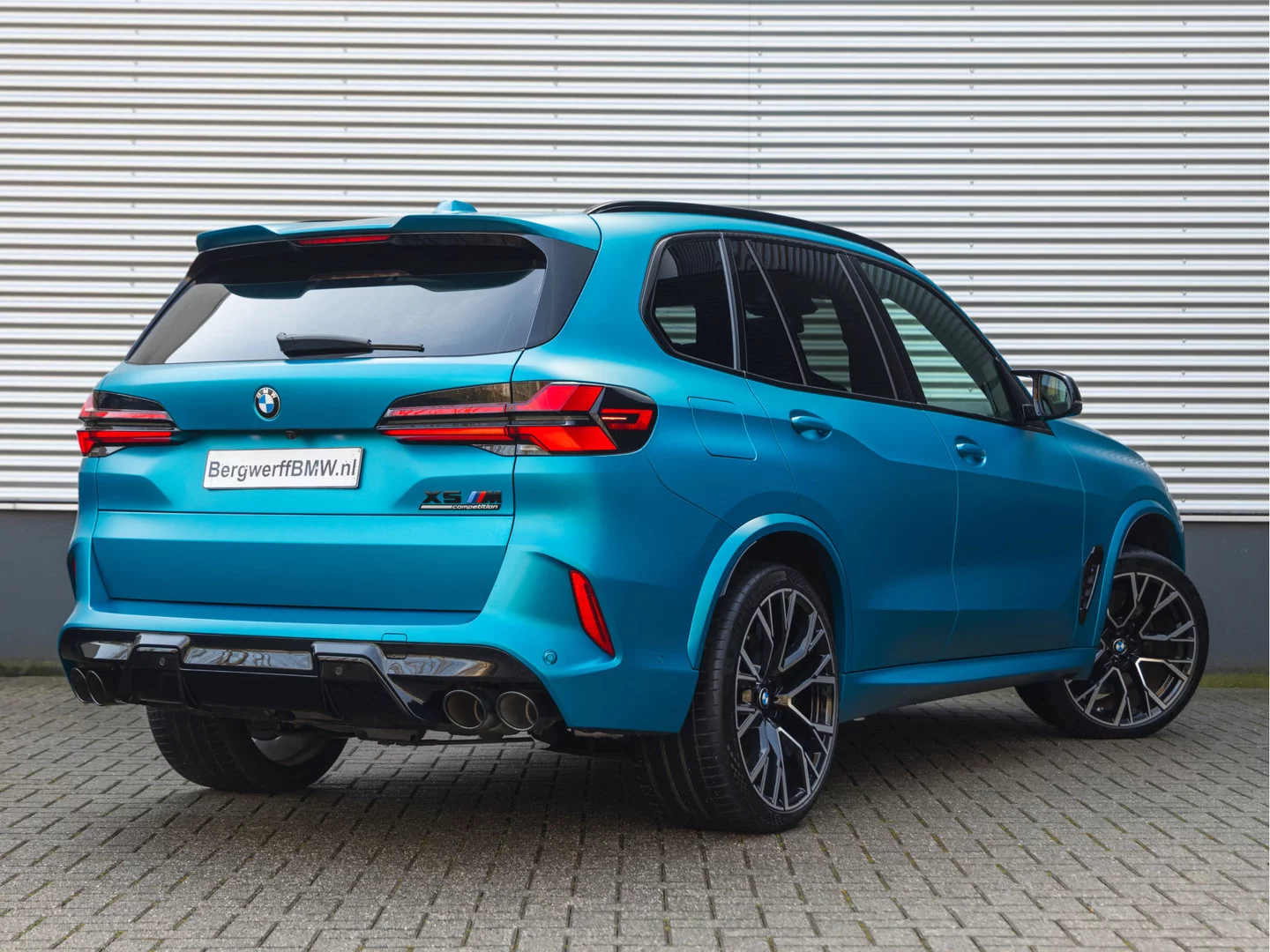 Frozen Tulum Blue BMW X5