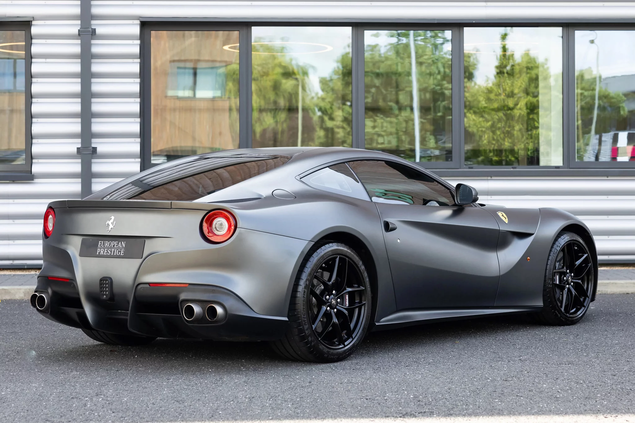 Grigio Silverstone Opaco Ferrari F12