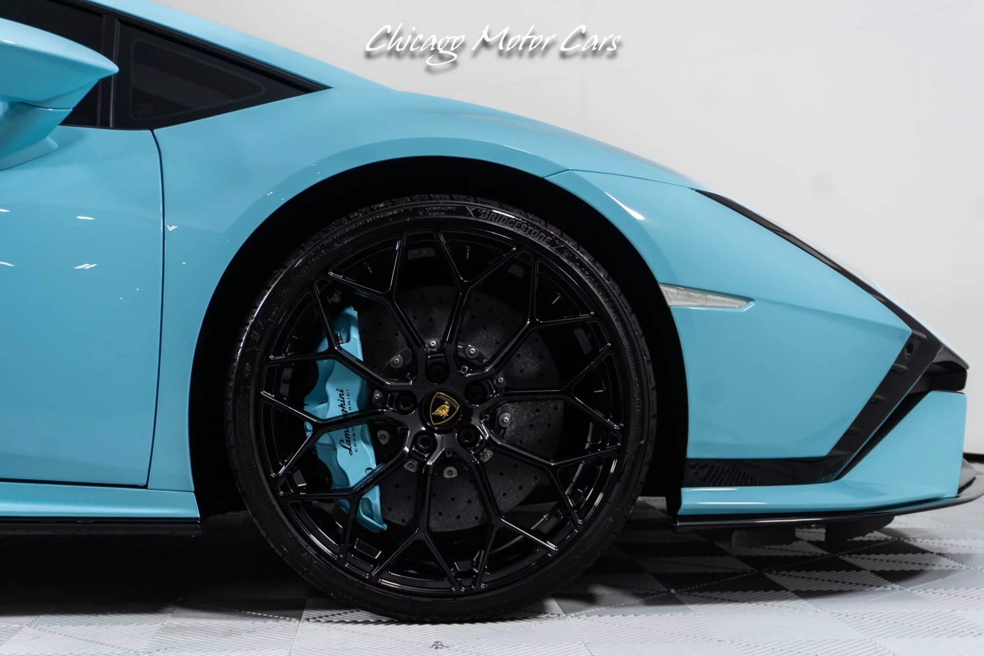 Celeste Sufax Lamborghini Huracán