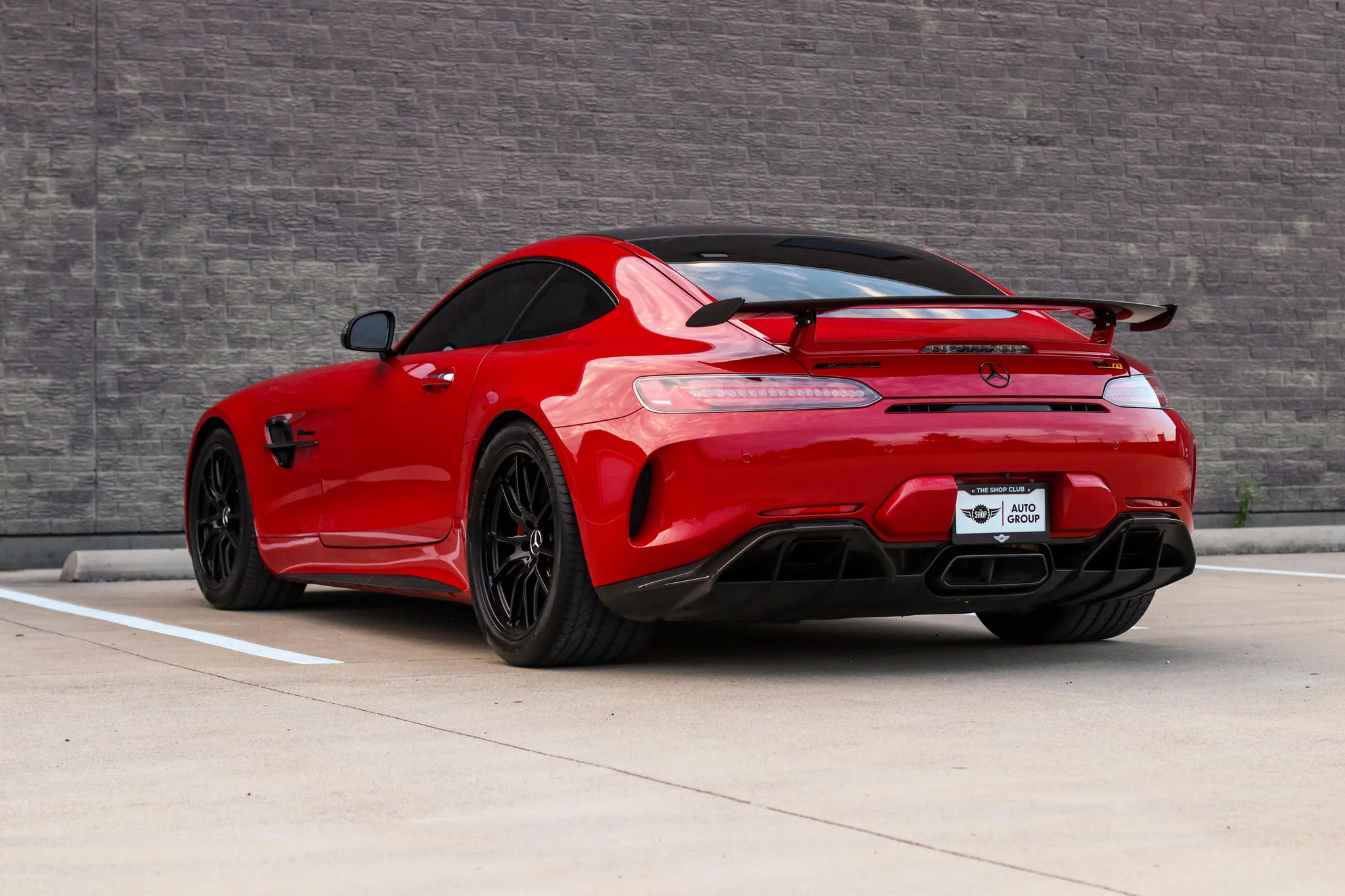 Jupiter Red Mercedes-AMG GT