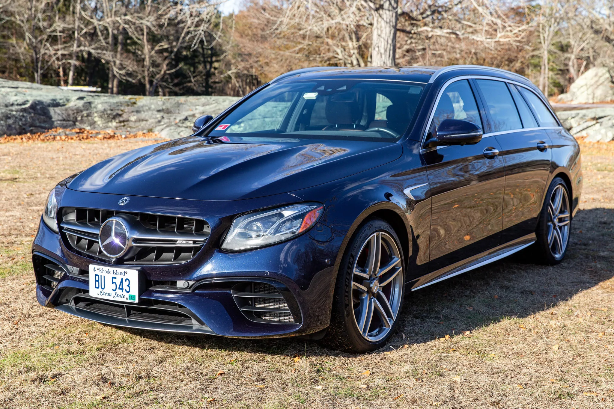 Lunar Blue Mercedes-AMG E 63